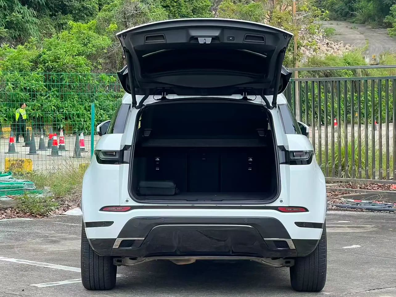 Land Rover Range Rover Evoque PHEV 2023 г. 28097 км. — фото 27