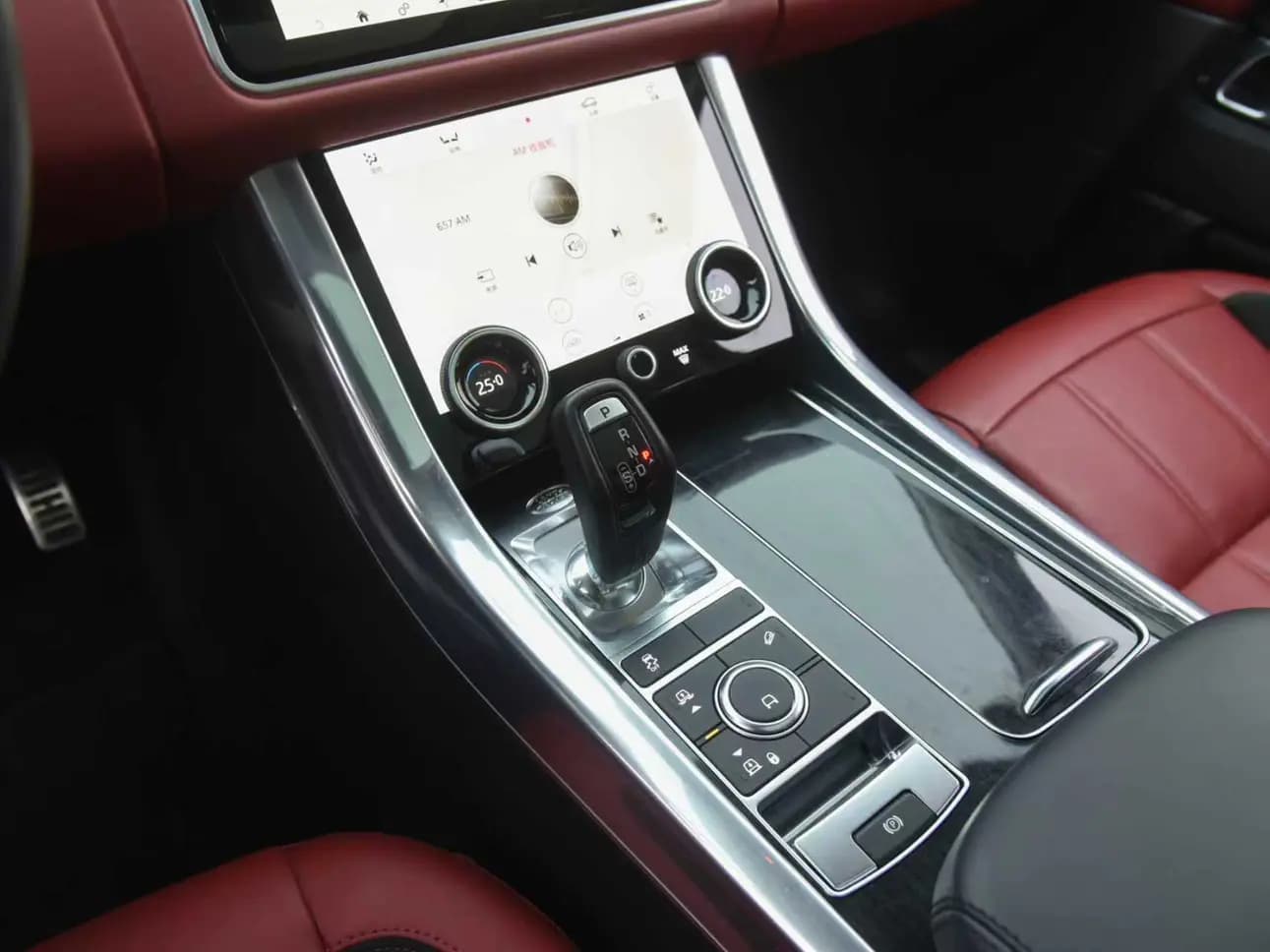 Land Rover Range Rover Sport 2021 г. 60000 км. — фото 12