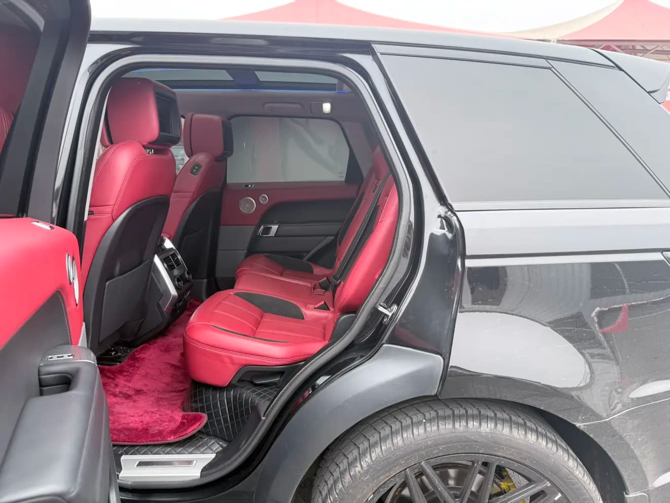 Land Rover Range Rover Sport 2021 г. 123000 км. — фото 11
