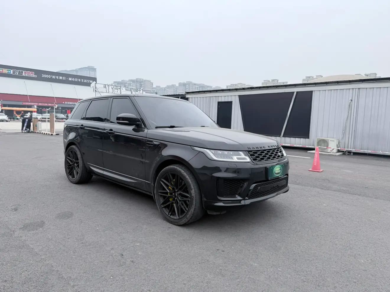 Land Rover Range Rover Sport 2021 г. 123000 км. — фото 3