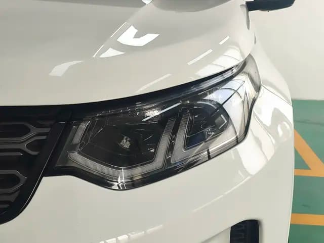 Land Rover Discover Sports 2023 г. 45800 км. — фото 12