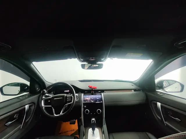 Land Rover Discover Sports 2023 г. 45800 км. — фото 14