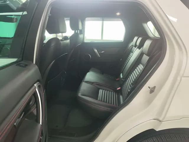 Land Rover Discover Sports 2023 г. 45800 км. — фото 18