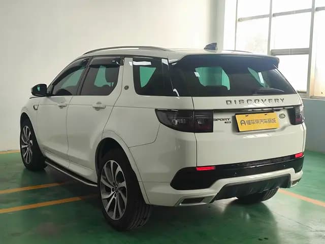 Land Rover Discover Sports 2023 г. 45800 км. — фото 5