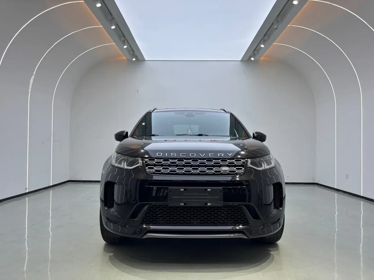Land Rover Discover Sports 2021 г. 50129 км. — фото 2