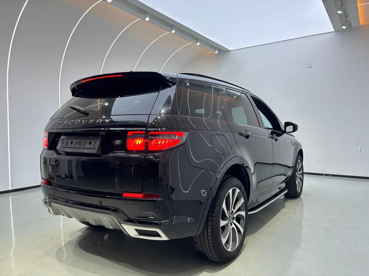 Land Rover Discover Sports 2021 г. 50129 км. — фото 5