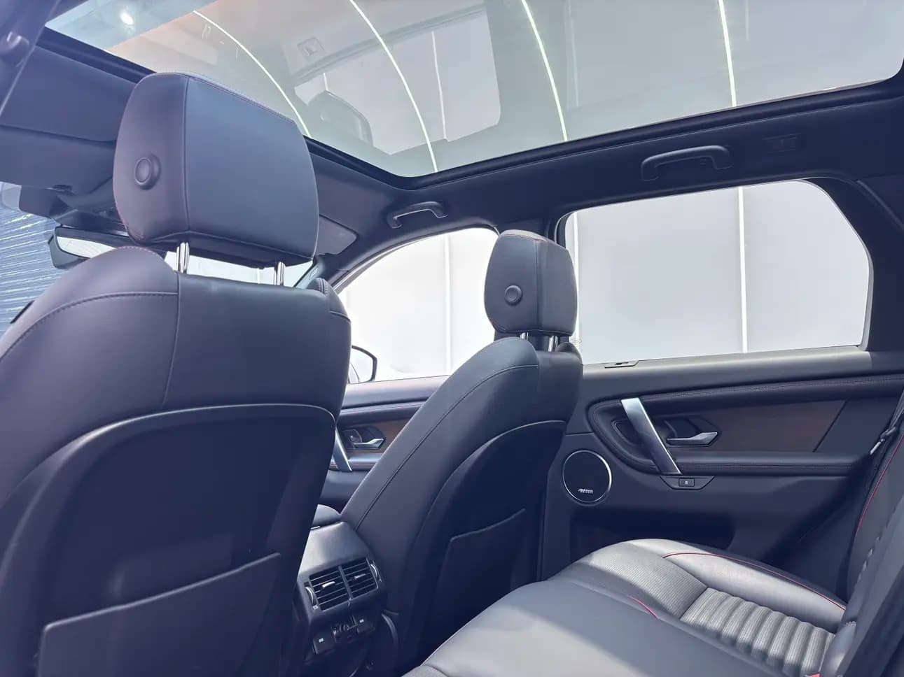 Land Rover Discover Sports 2021 г. 50129 км. — фото 10