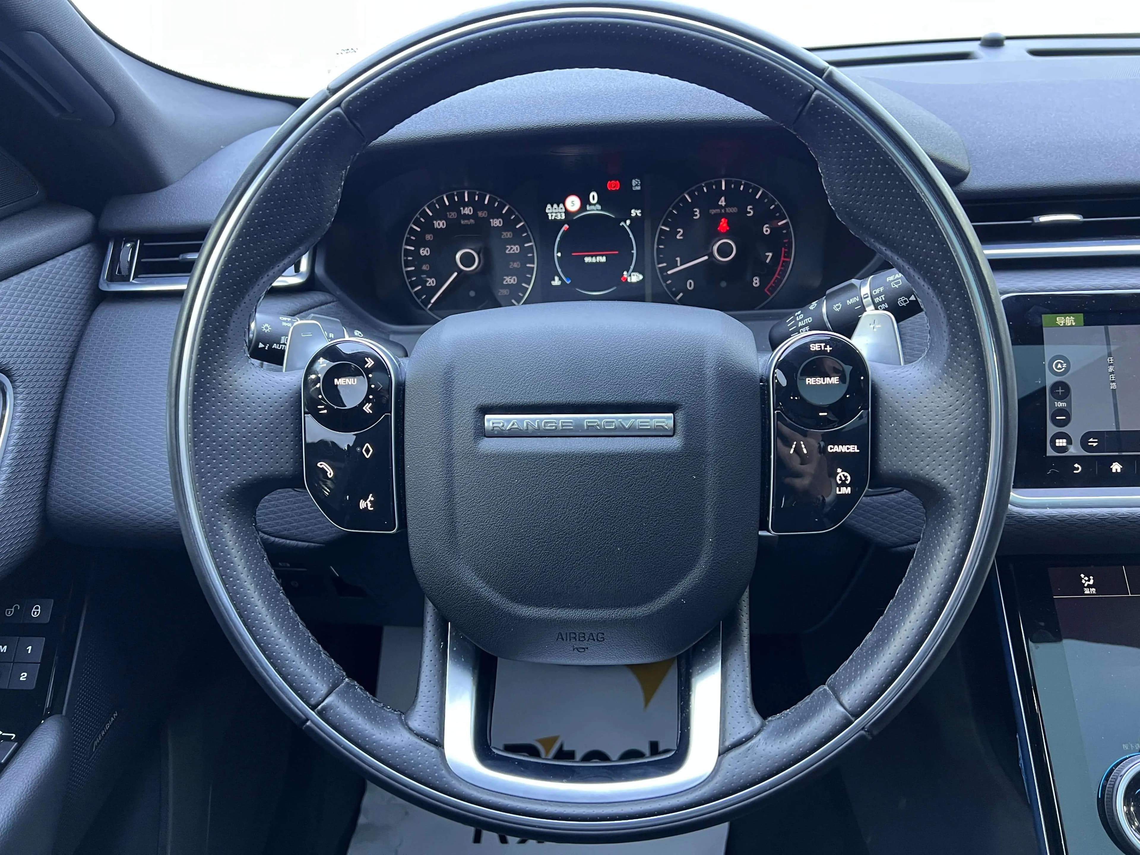 Land Rover Range Rover Velar 2021 г. 78131 км. — фото 14