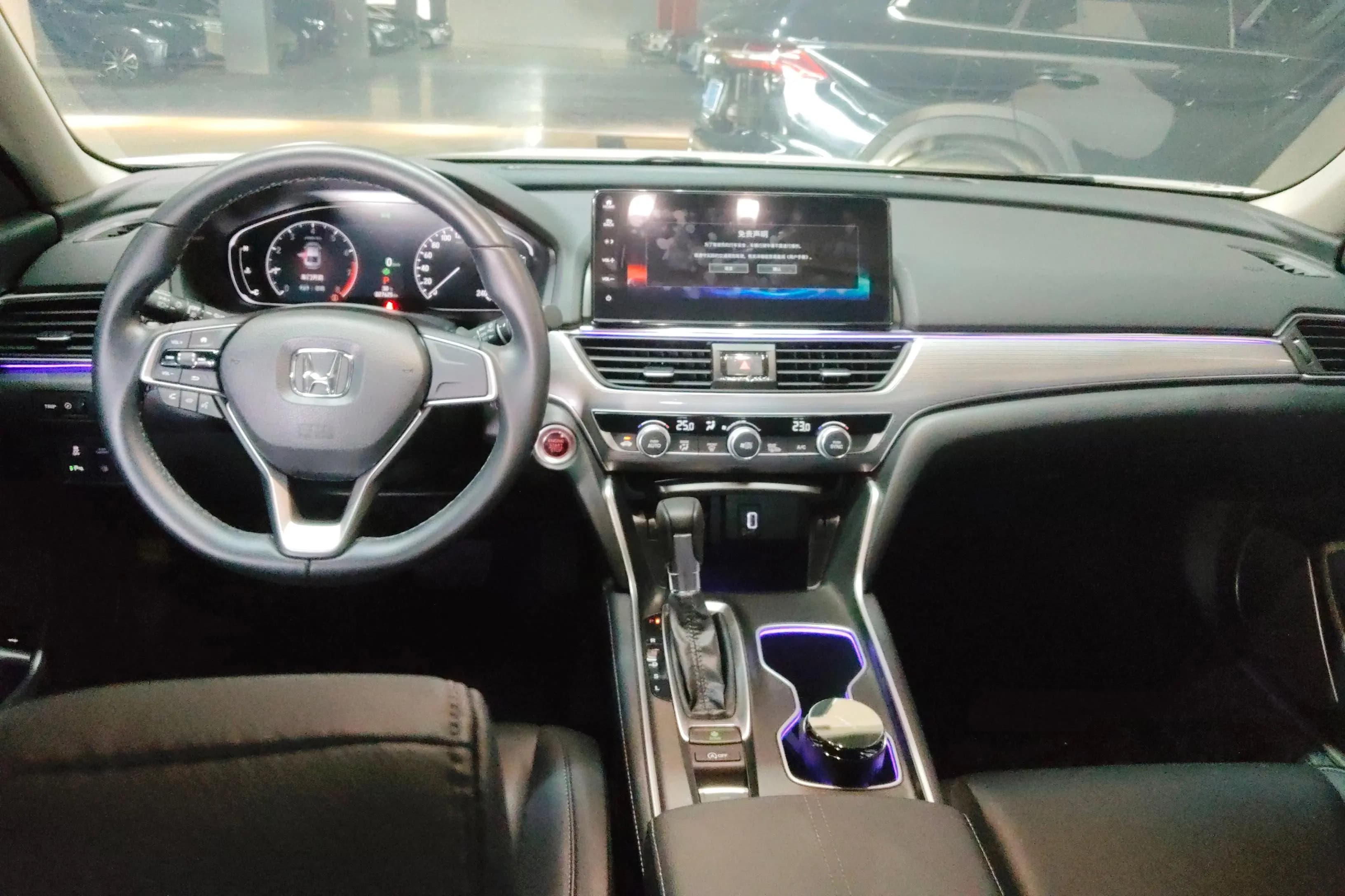 Honda Accord 2022 г. 27600 км. — фото 12