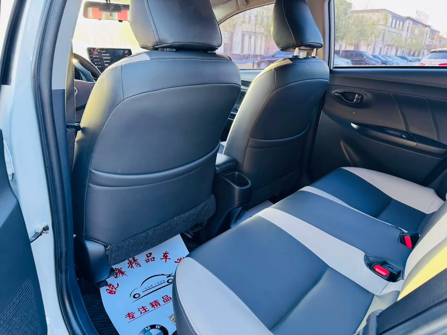 Toyota Yaris L 2022 г. 44146 км. — фото 19