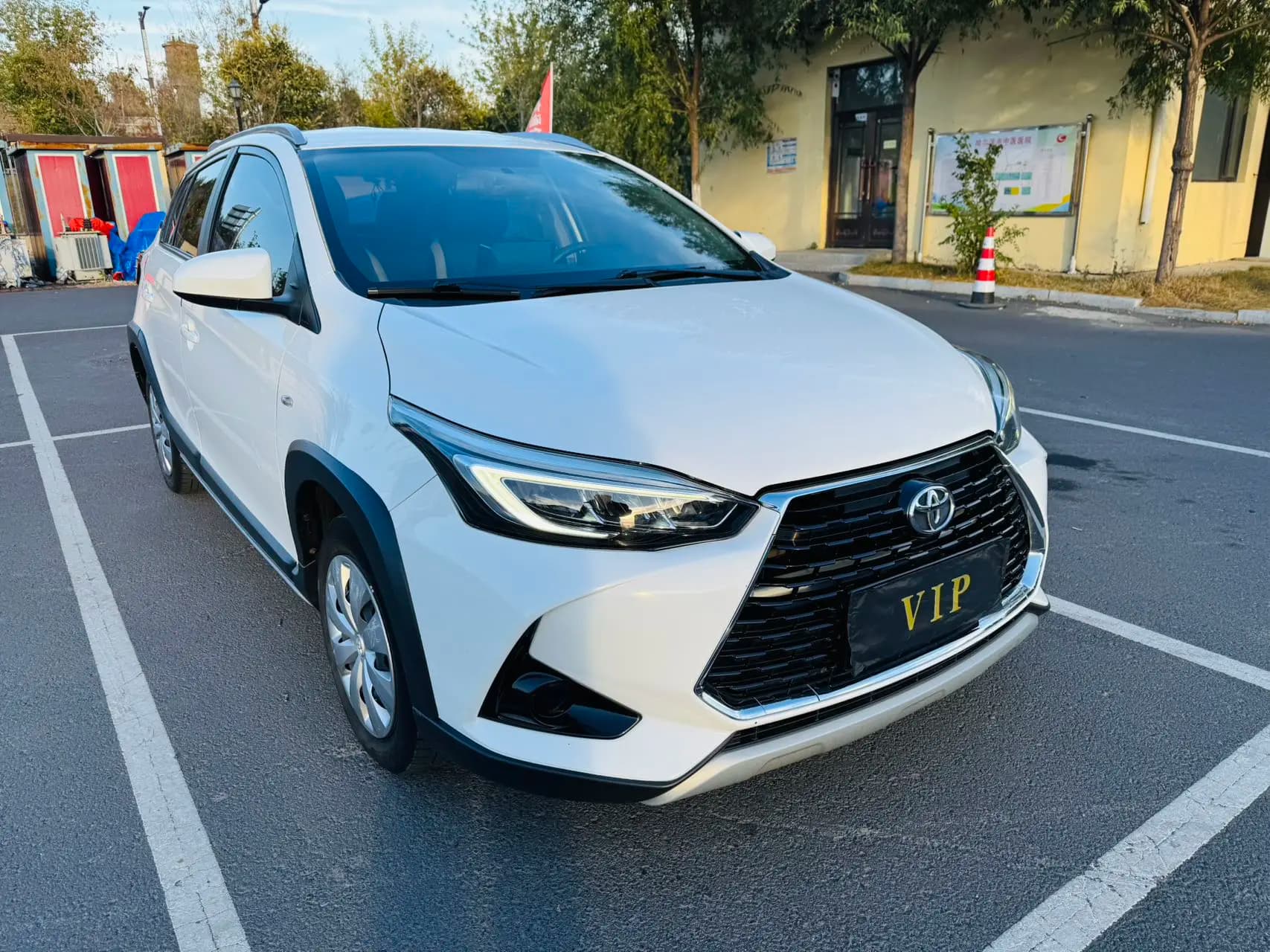 Toyota Yaris L 2022 г. 44146 км. — фото 3