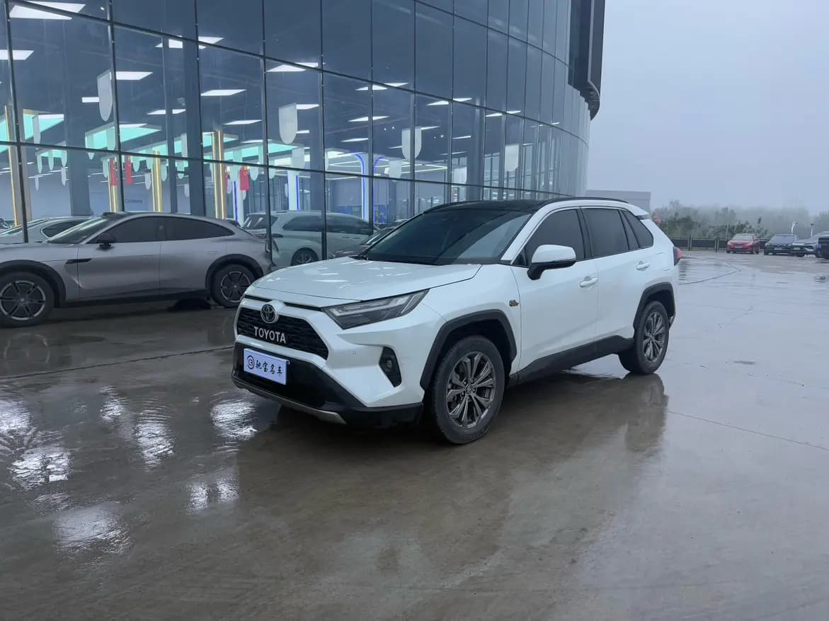 Toyota RAV4 2023 г. 46088 км. — фото 5