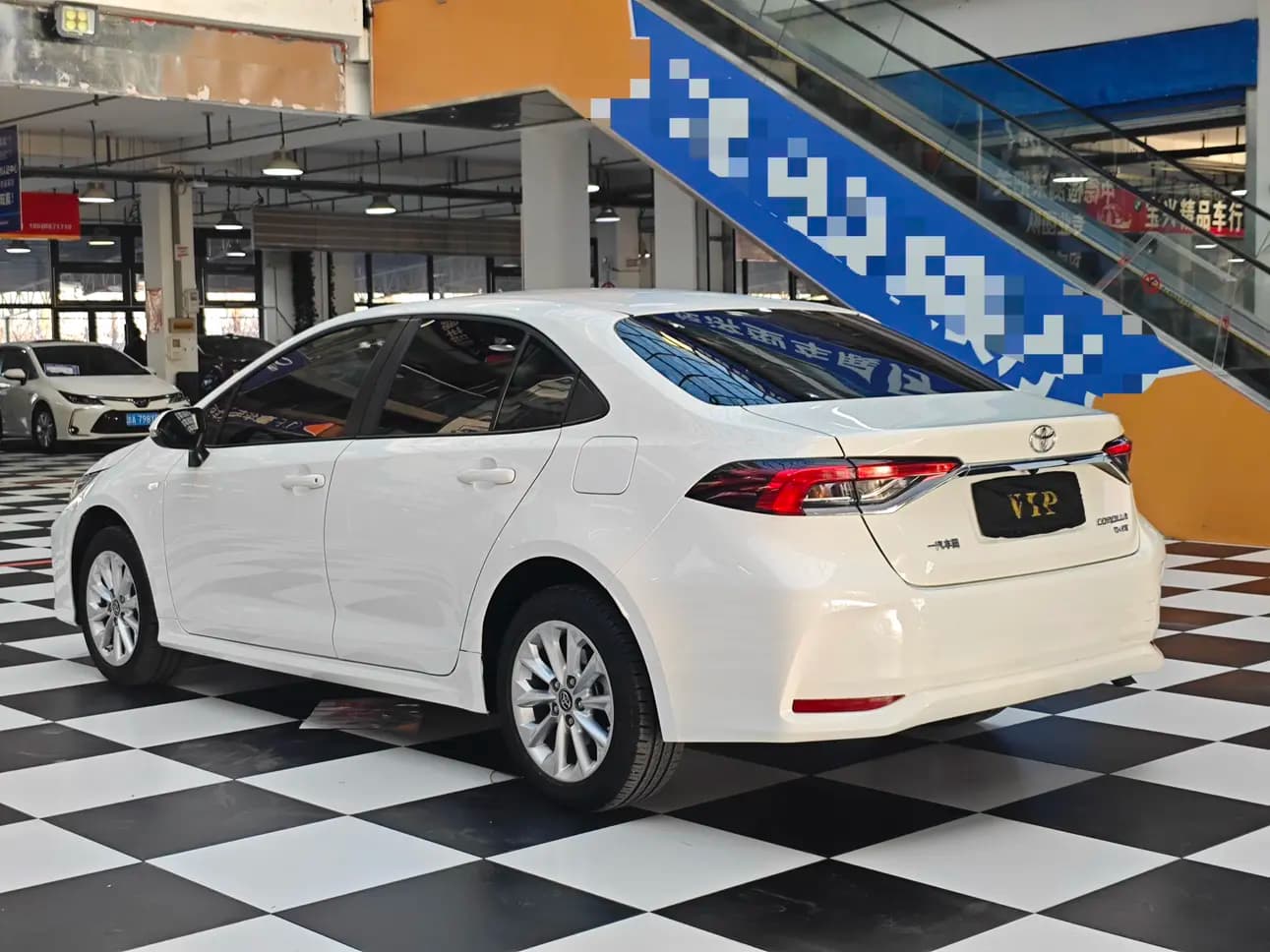 Toyota Corolla 2023 г. 34130 км. — фото 4