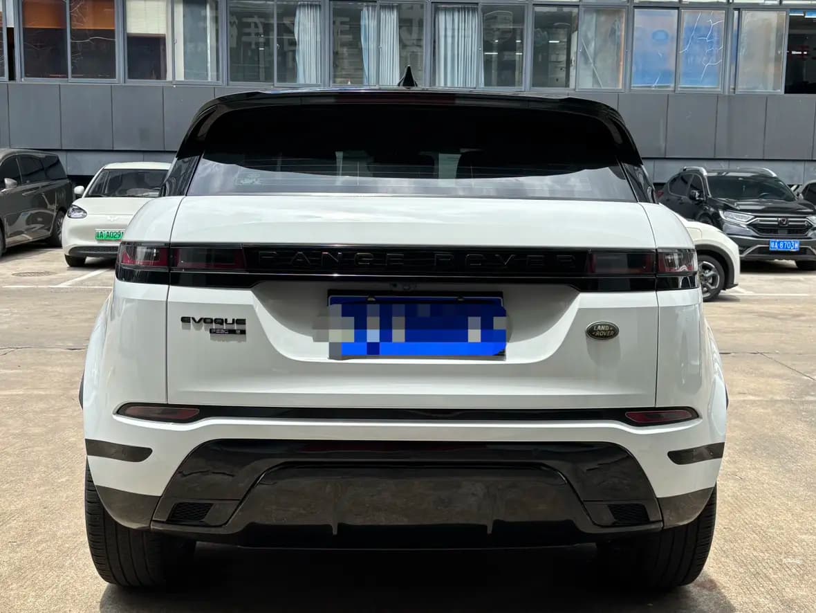 Land Rover Range Rover Evoque 2021 г. 60094 км. — фото 5