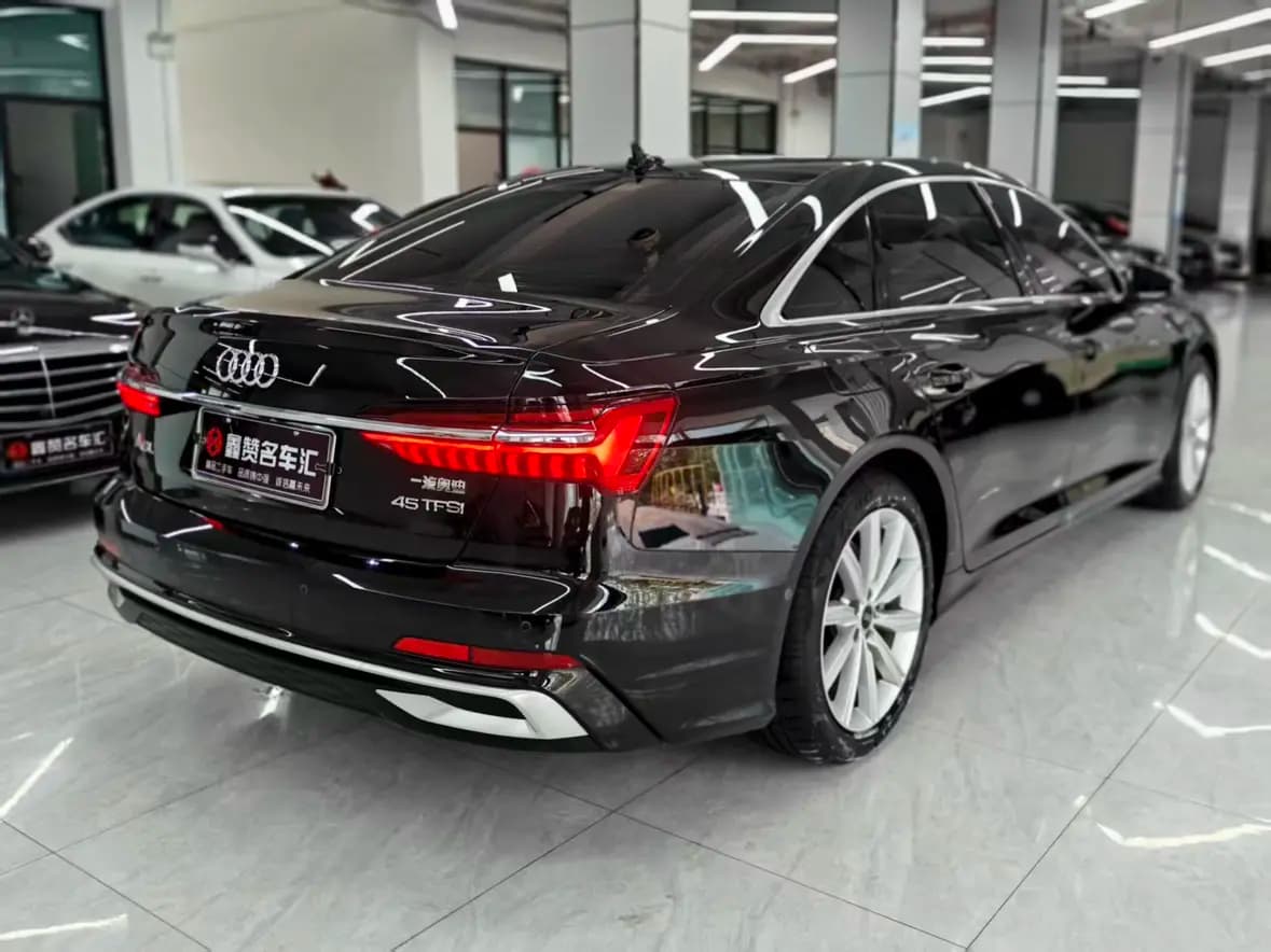 Audi A6L 2023 г. 25001 км. — фото 6