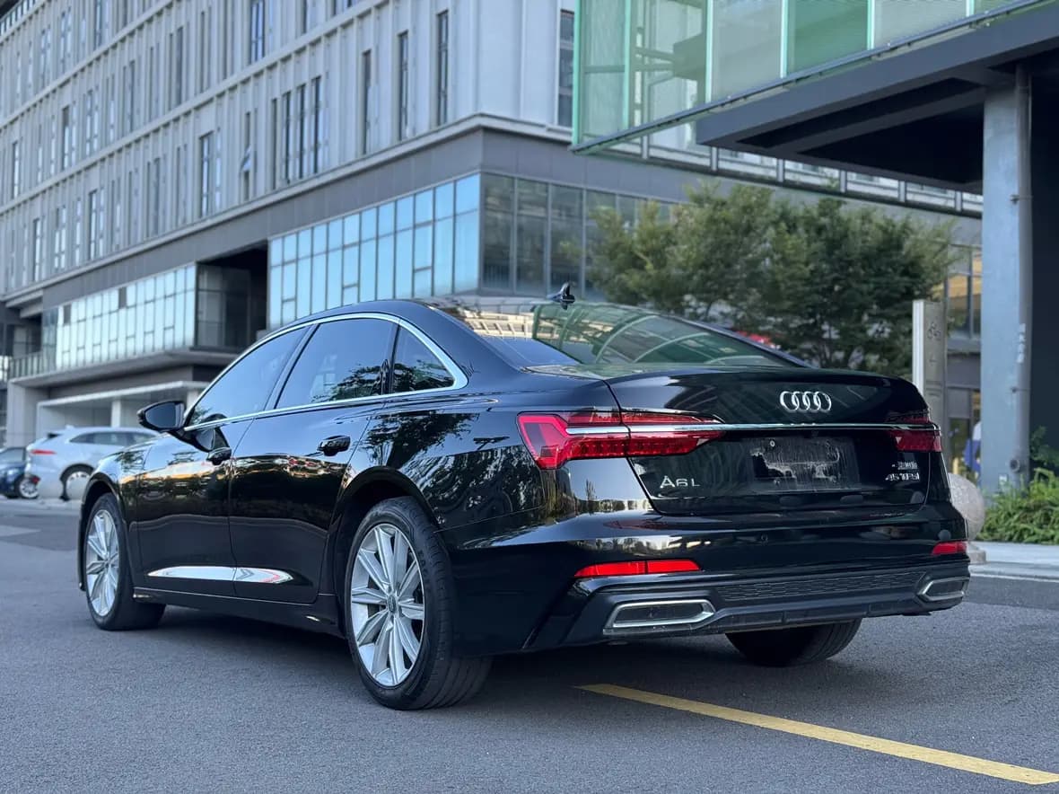 Audi A6L 2021 г. 89000 км. — фото 5