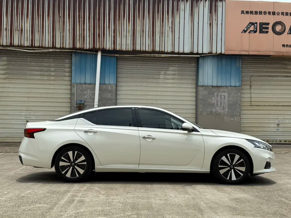 Nissan Altima 2022 г. 56061 км. — фото 7