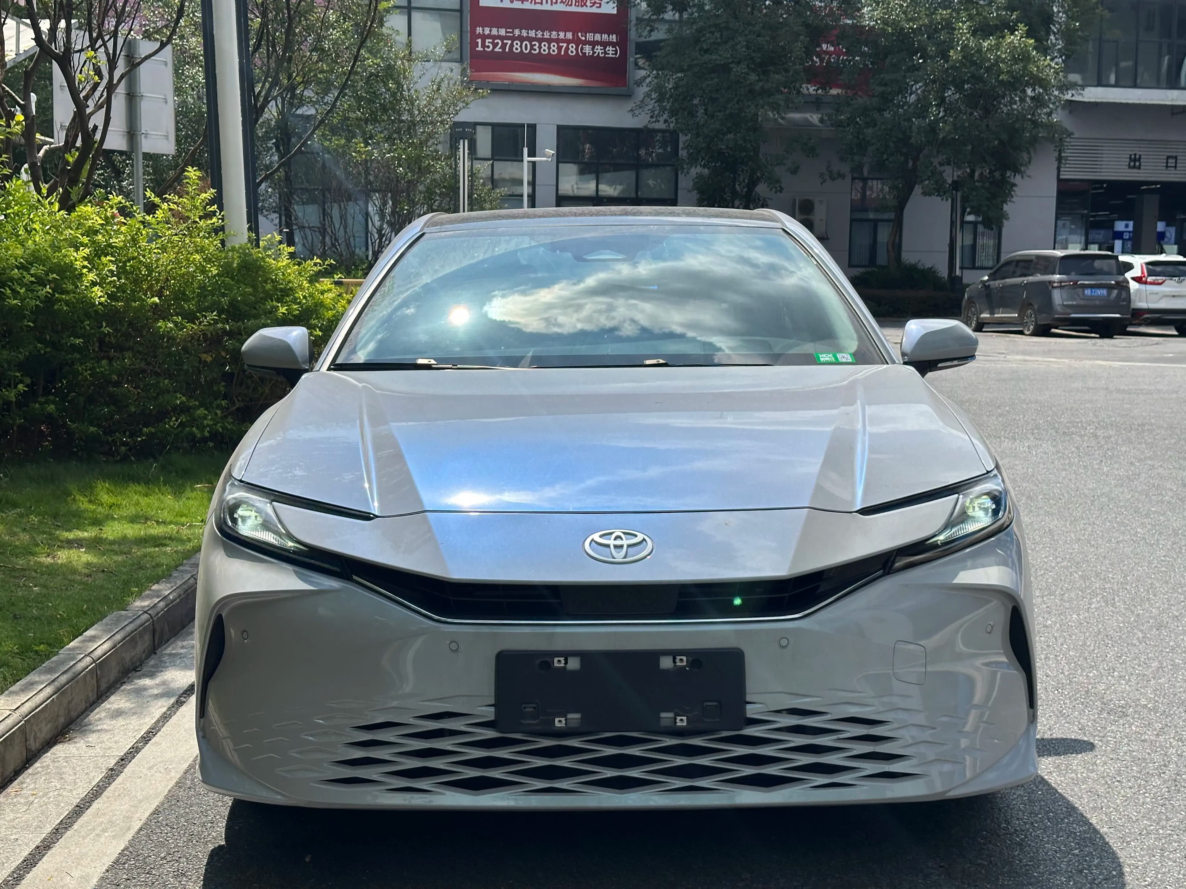 Toyota Camry 2024 г. 8049 км. — фото 2