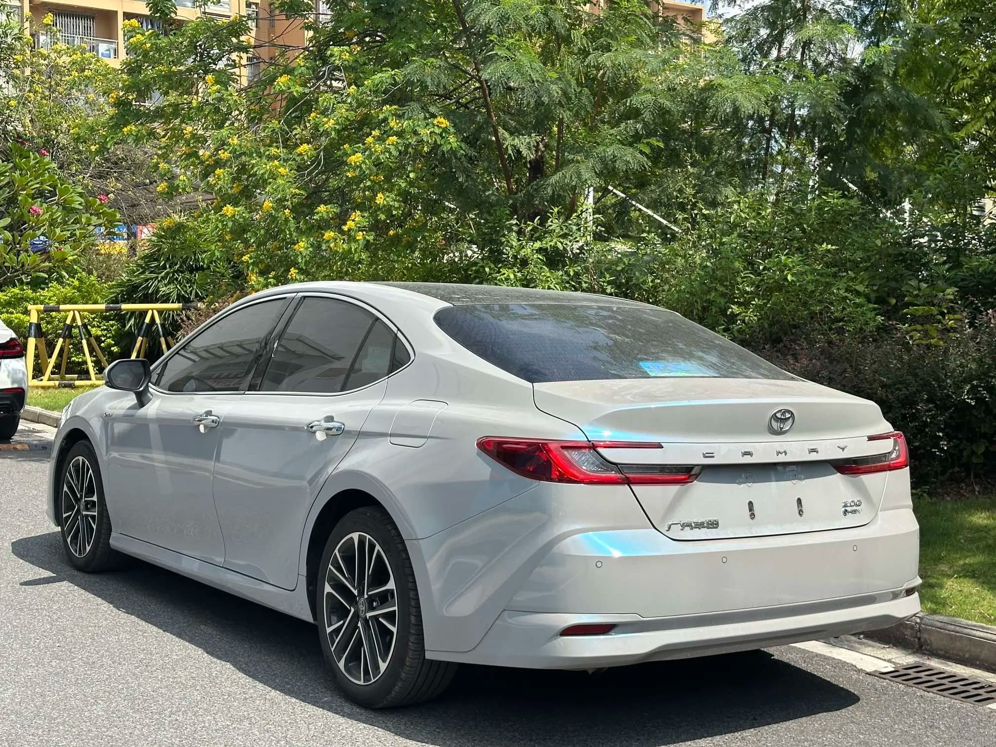 Toyota Camry 2024 г. 8049 км. — фото 4