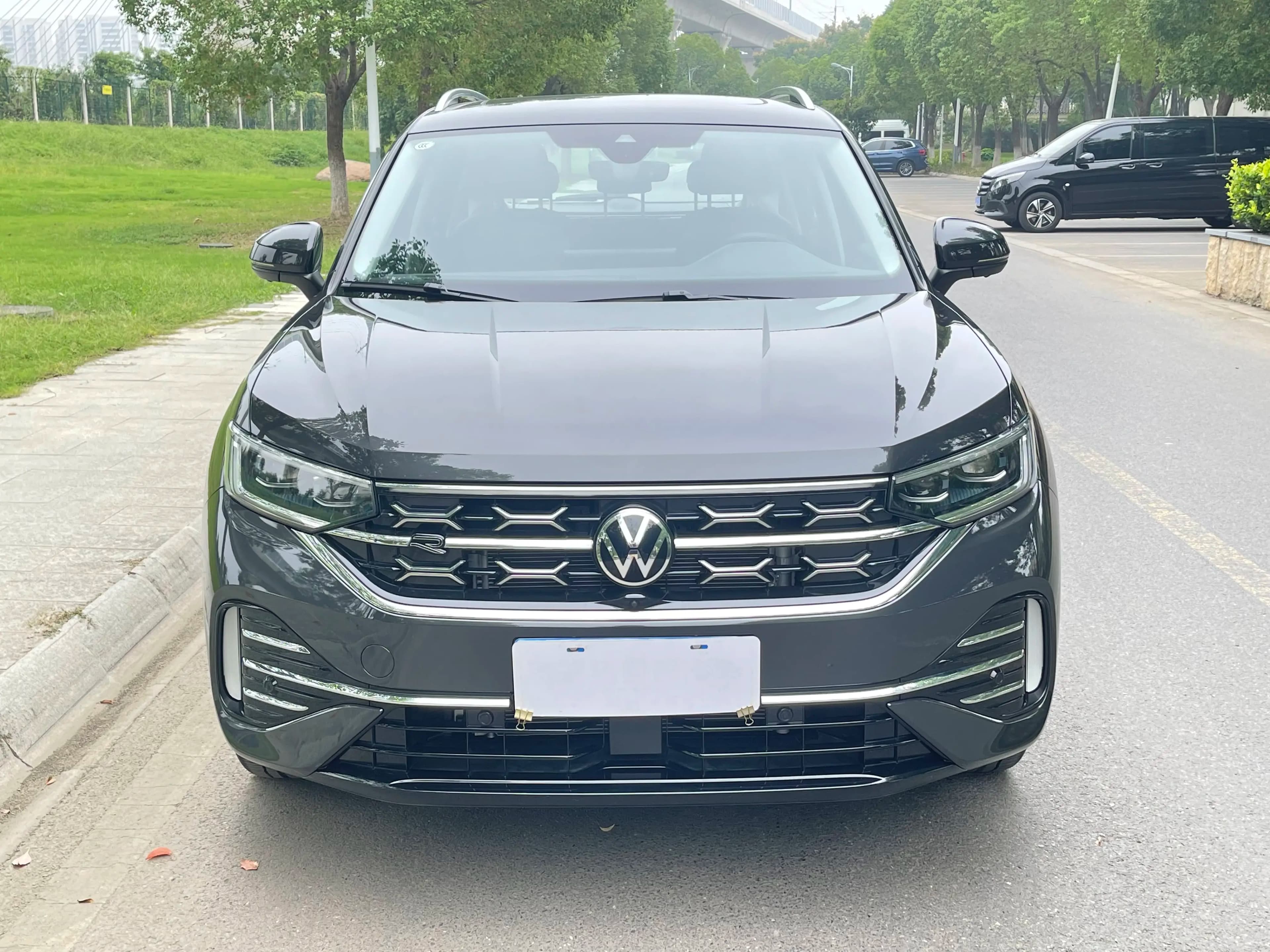 Volkswagen Tayron 2023 г. 3282 км. — фото 2
