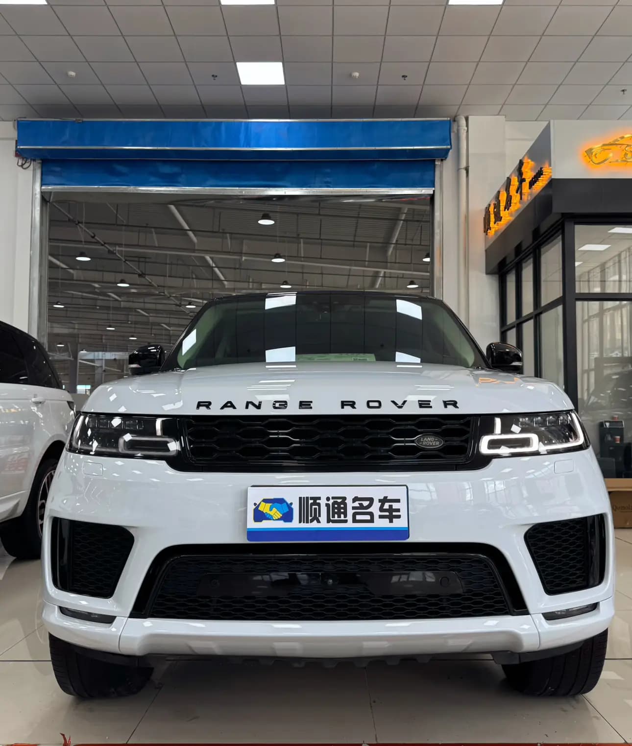Land Rover Range Rover Sport 2021 г. 132000 км. — фото 2