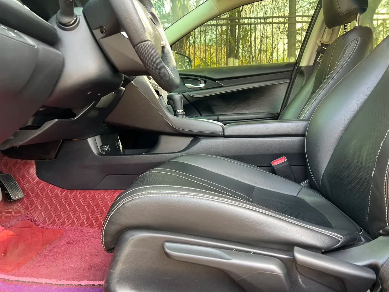 Honda Civic 2021 г. 72140 км. — фото 15