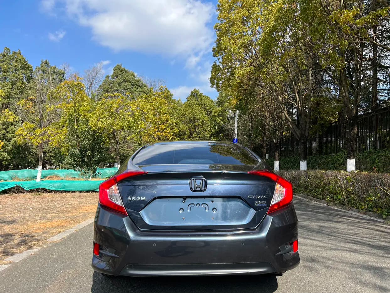 Honda Civic 2021 г. 72140 км. — фото 6