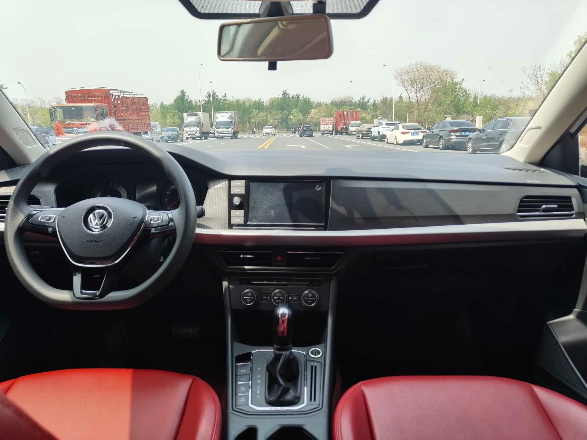 Volkswagen Lavida pure electric 2021 г. 50038 км. — фото 7