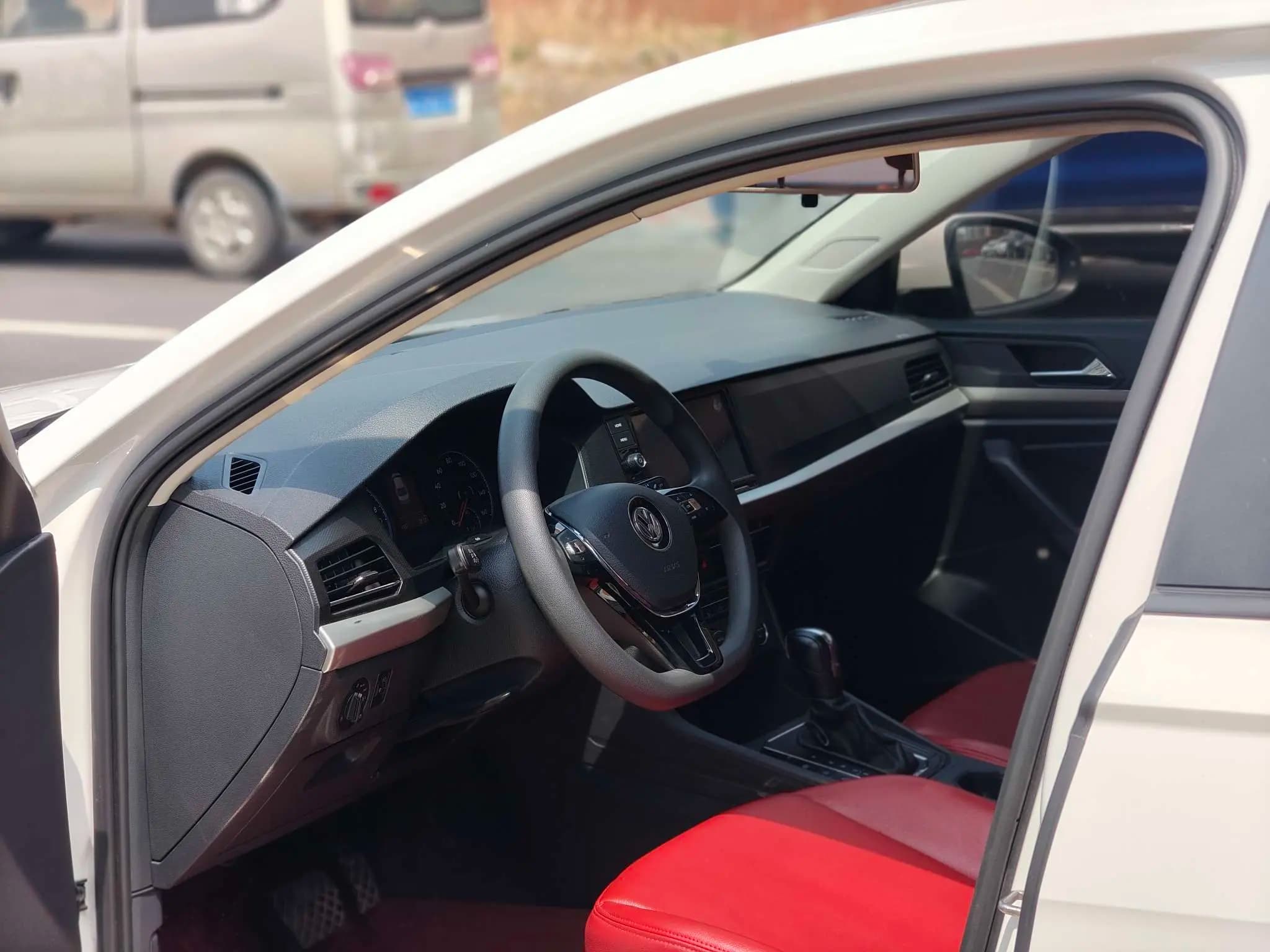 Volkswagen Lavida pure electric 2021 г. 50038 км. — фото 8
