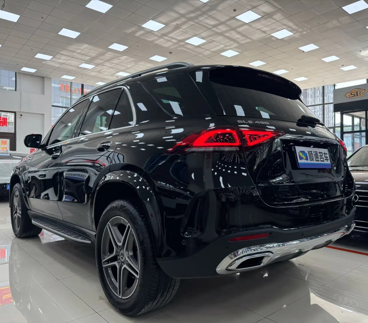 Mercedes-Benz GLE 2021 г. 88104 км. — фото 4