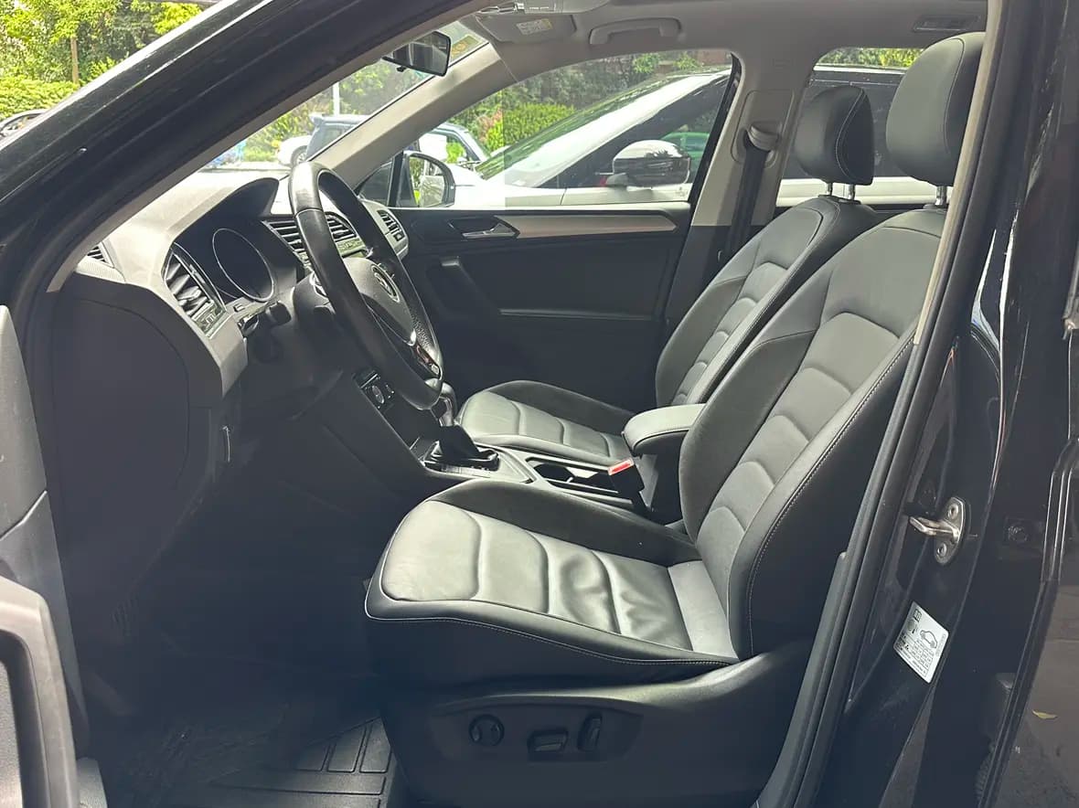 Volkswagen Tiguan L 2021 г. 66032 км. — фото 11