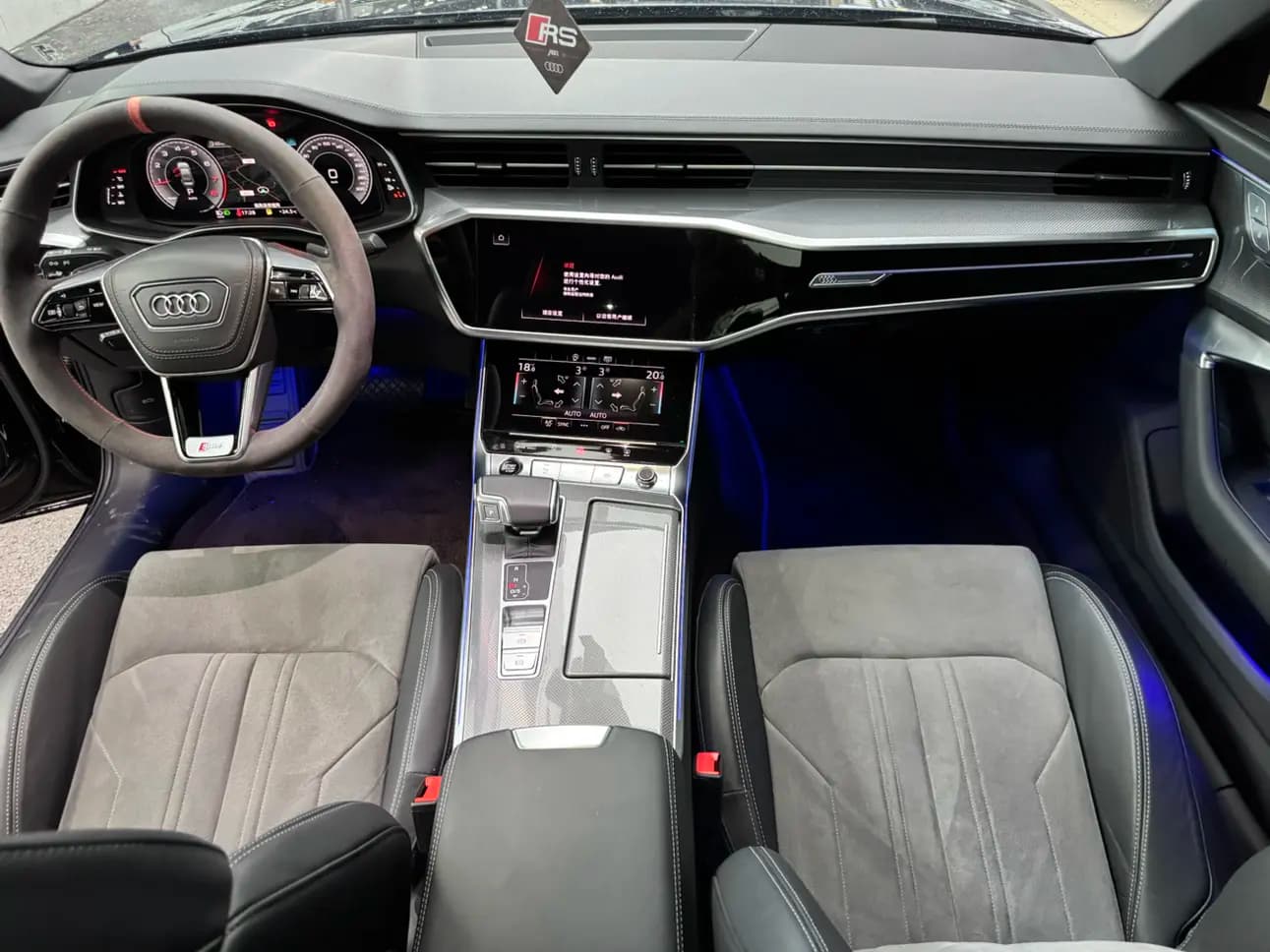 Audi A6L 2025 г. 7600 км. — фото 14