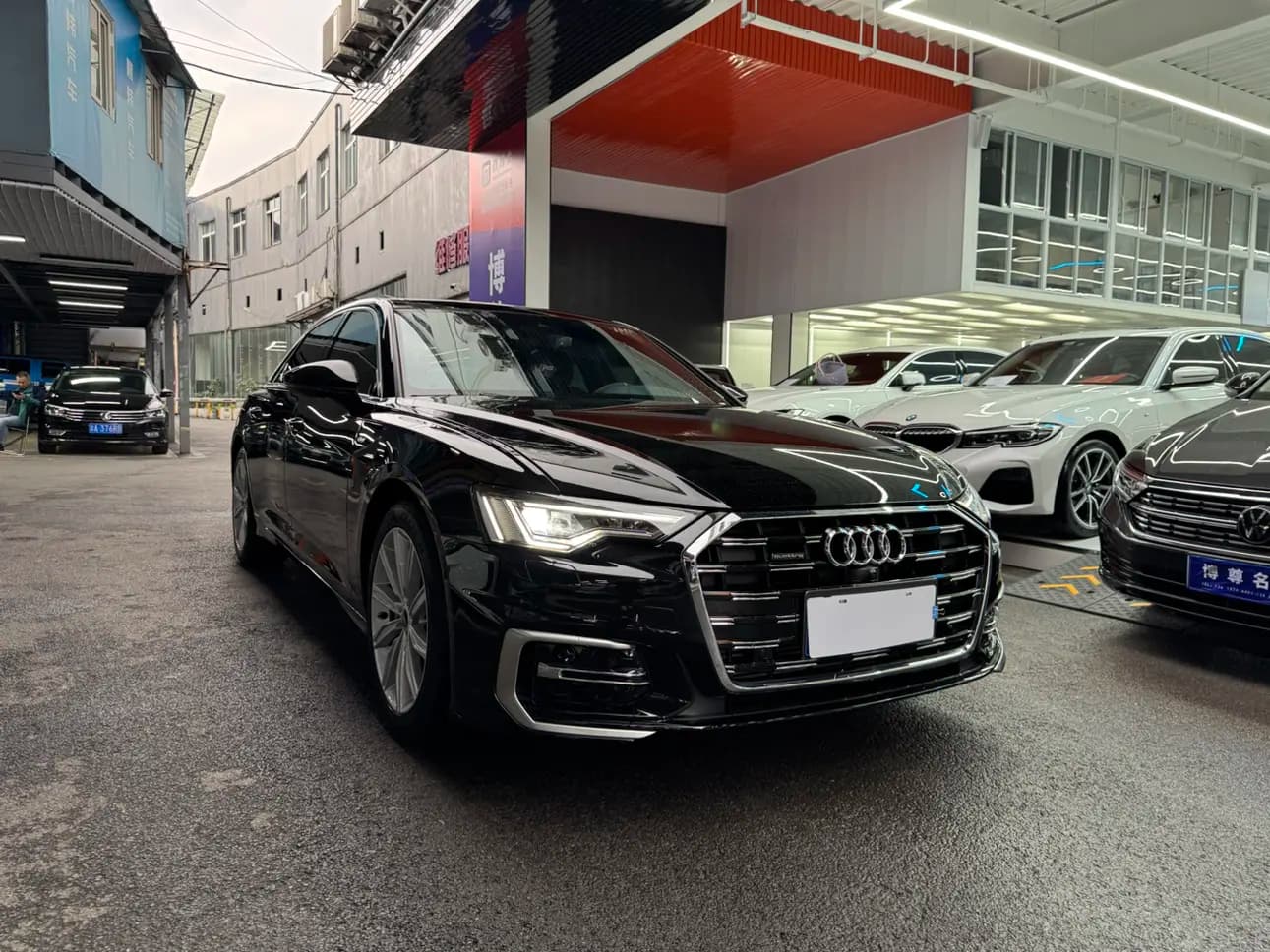 Audi A6L 2025 г. 7600 км. — фото 3