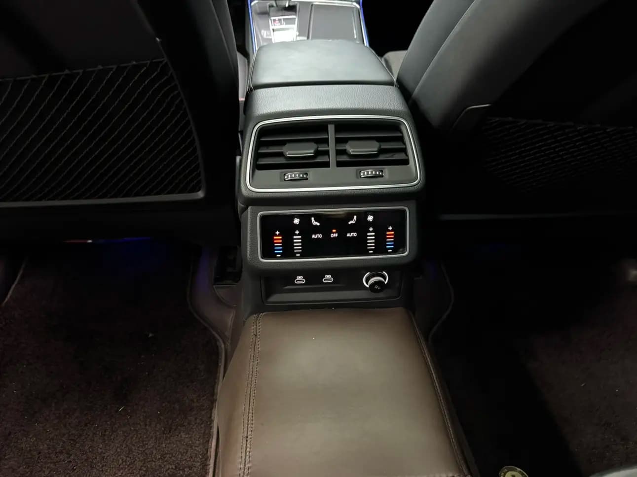 Audi A6L 2025 г. 7600 км. — фото 9