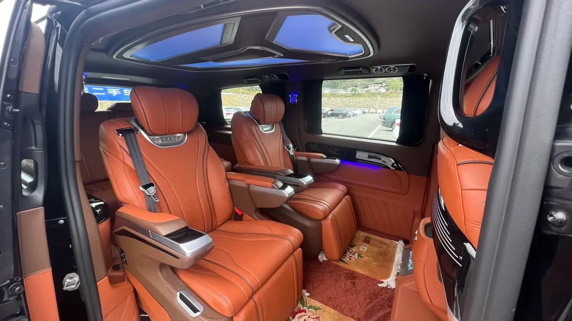 Mercedes-Benz Vito 2023 г. 31000 км. — фото 13