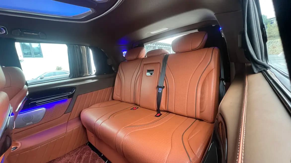 Mercedes-Benz Vito 2023 г. 31000 км. — фото 14