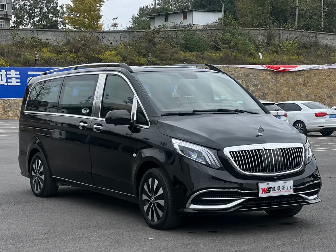 Mercedes-Benz Vito 2023 г. 31000 км. — фото 3