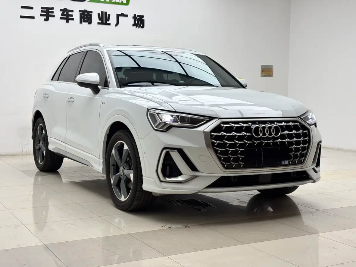 Audi Q3 2024 г. 10115 км. — фото 3