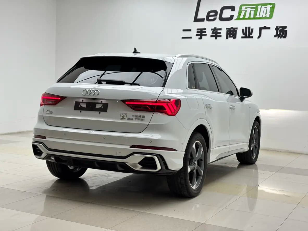 Audi Q3 2024 г. 10115 км. — фото 7