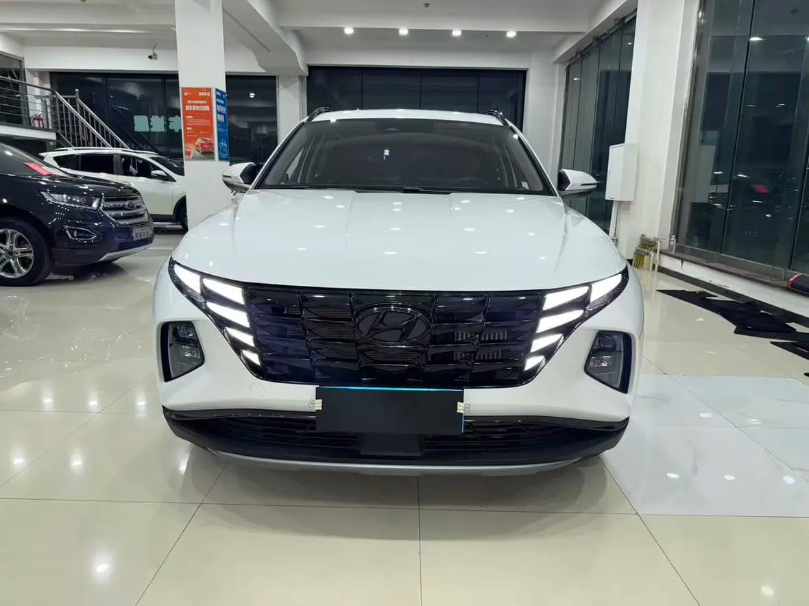 Hyundai Tucson L 2023 г. 34624 км. — фото 2