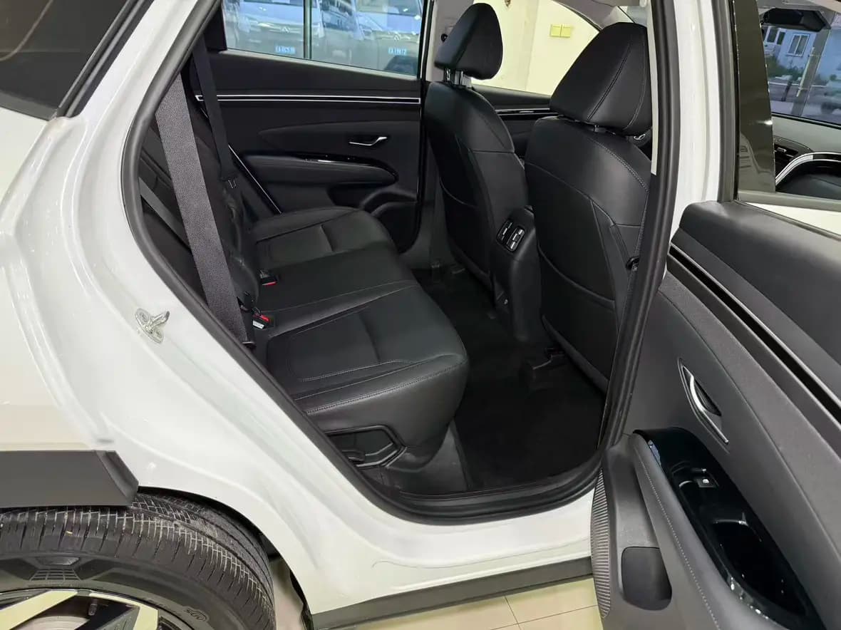 Hyundai Tucson L 2023 г. 34624 км. — фото 18