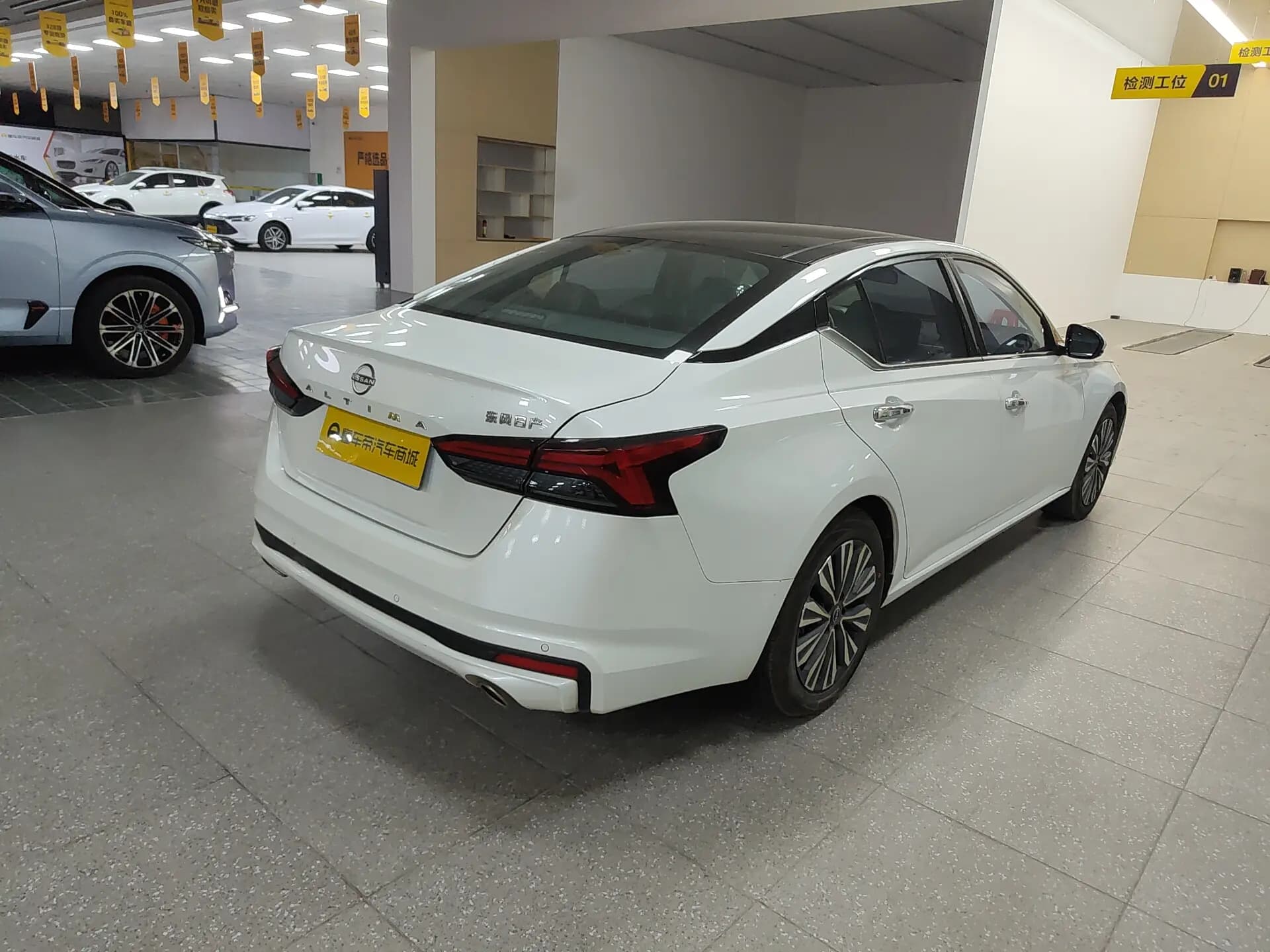 Nissan Altima 2023 г. 68509 км. — фото 4