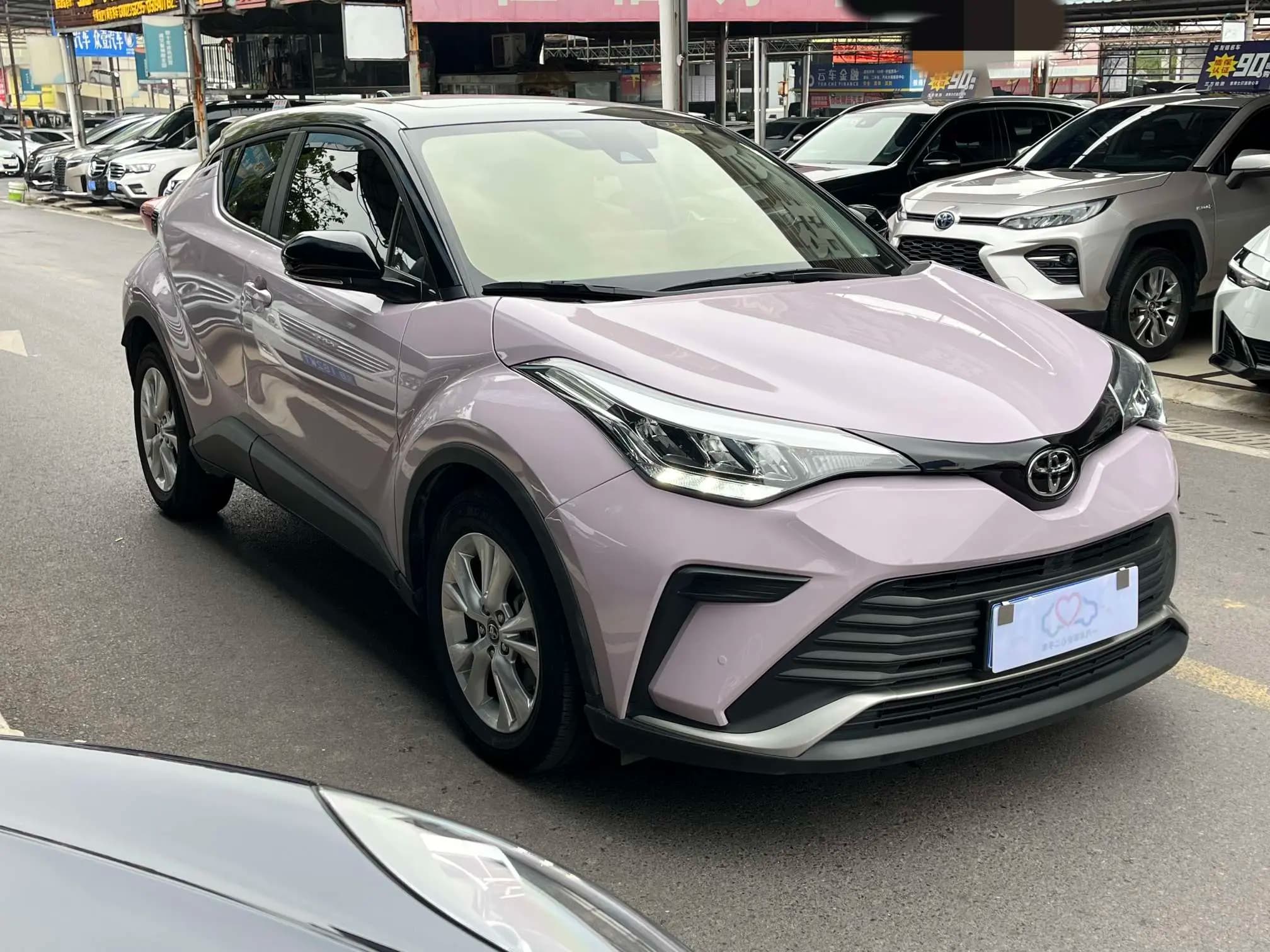 Toyota C-HR Hybrid 2021 г. 56380 км. — фото 3