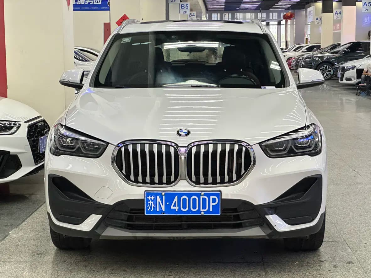 BMW X1 2021 г. 82137 км. — фото 2