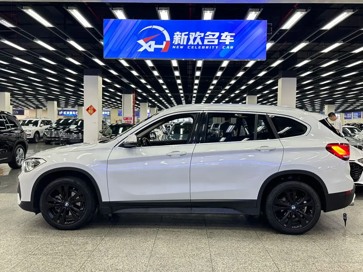BMW X1 2021 г. 82137 км. — фото 3