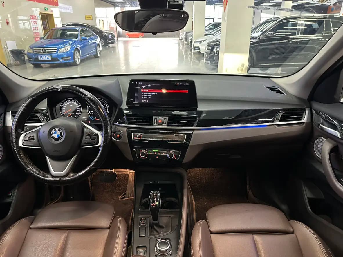 BMW X1 2021 г. 82137 км. — фото 9