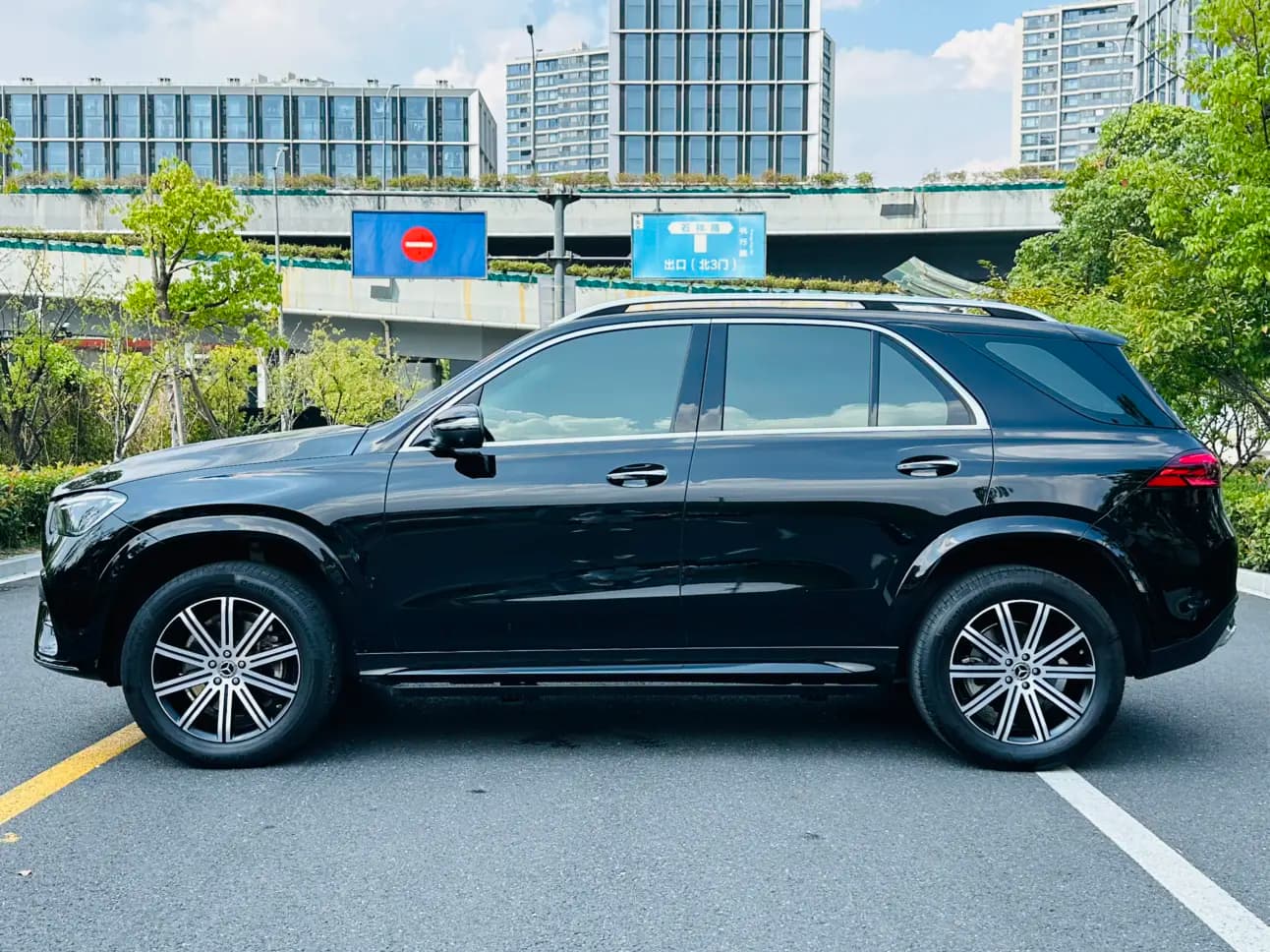 Mercedes-Benz GLE 2024 г. 20064 км. — фото 3