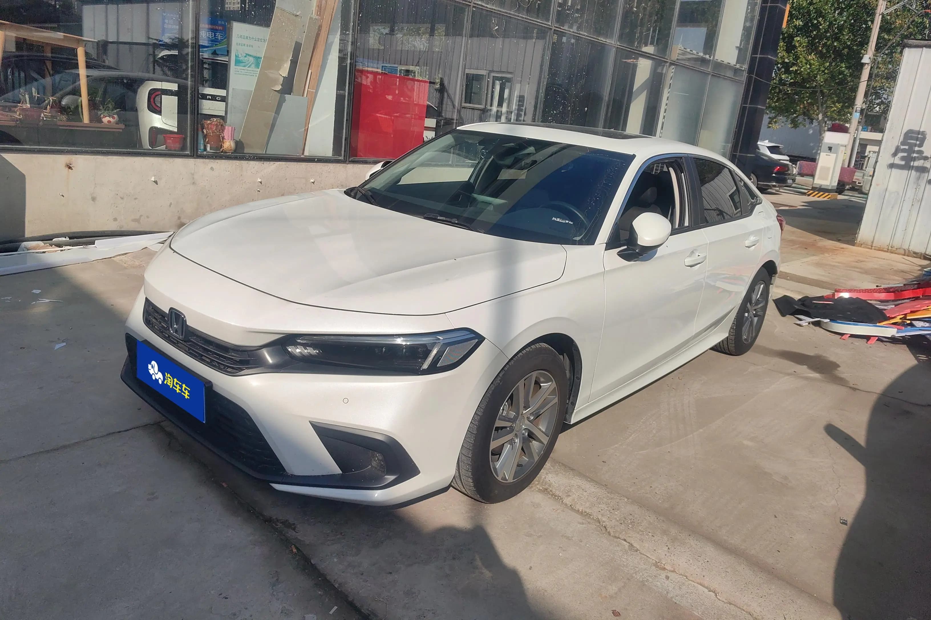 Honda Civic 2024 г. 8024 км.