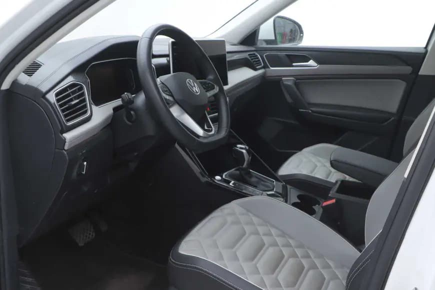 Volkswagen Tayron 2023 г. 77347 км. — фото 8