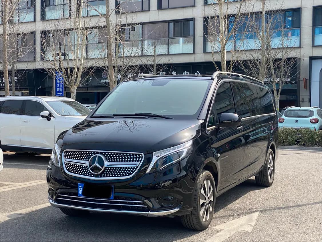 Mercedes-Benz Vito 2024 г. 4000 км.
